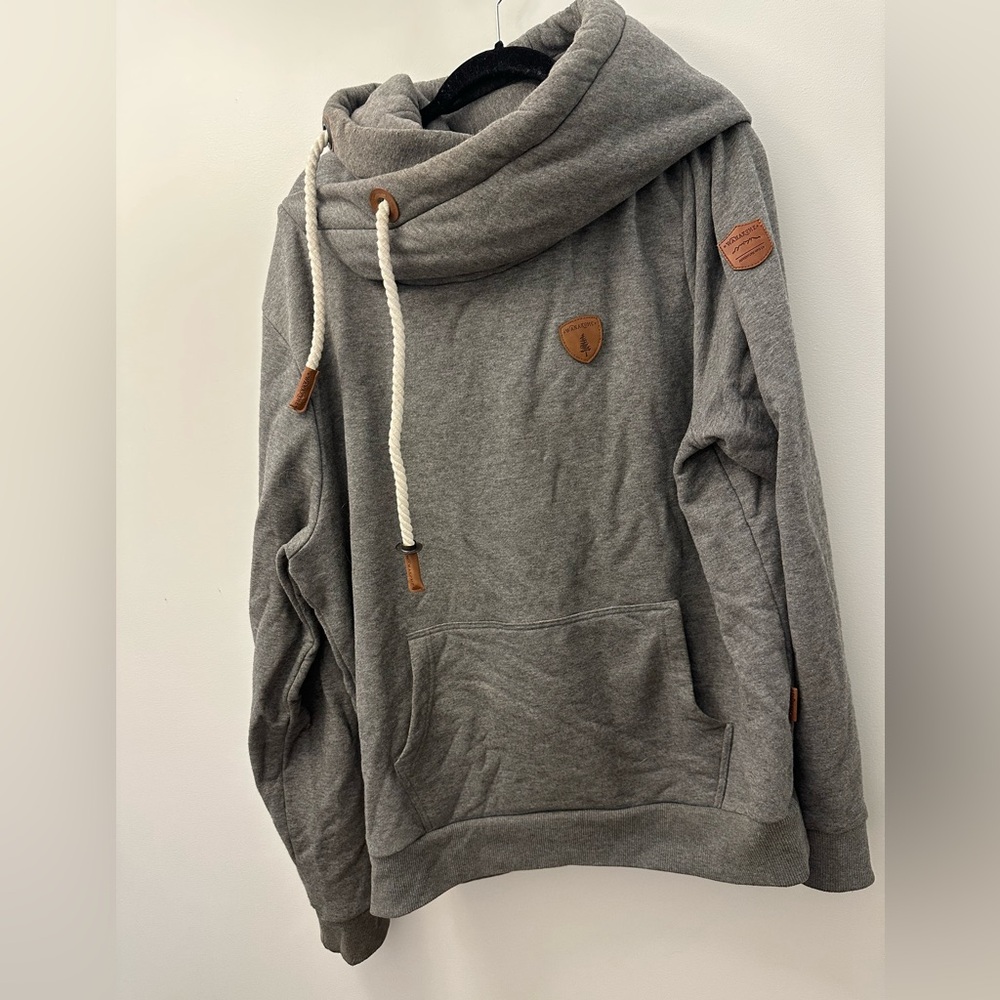 Men’s XL Wanakome hoodie